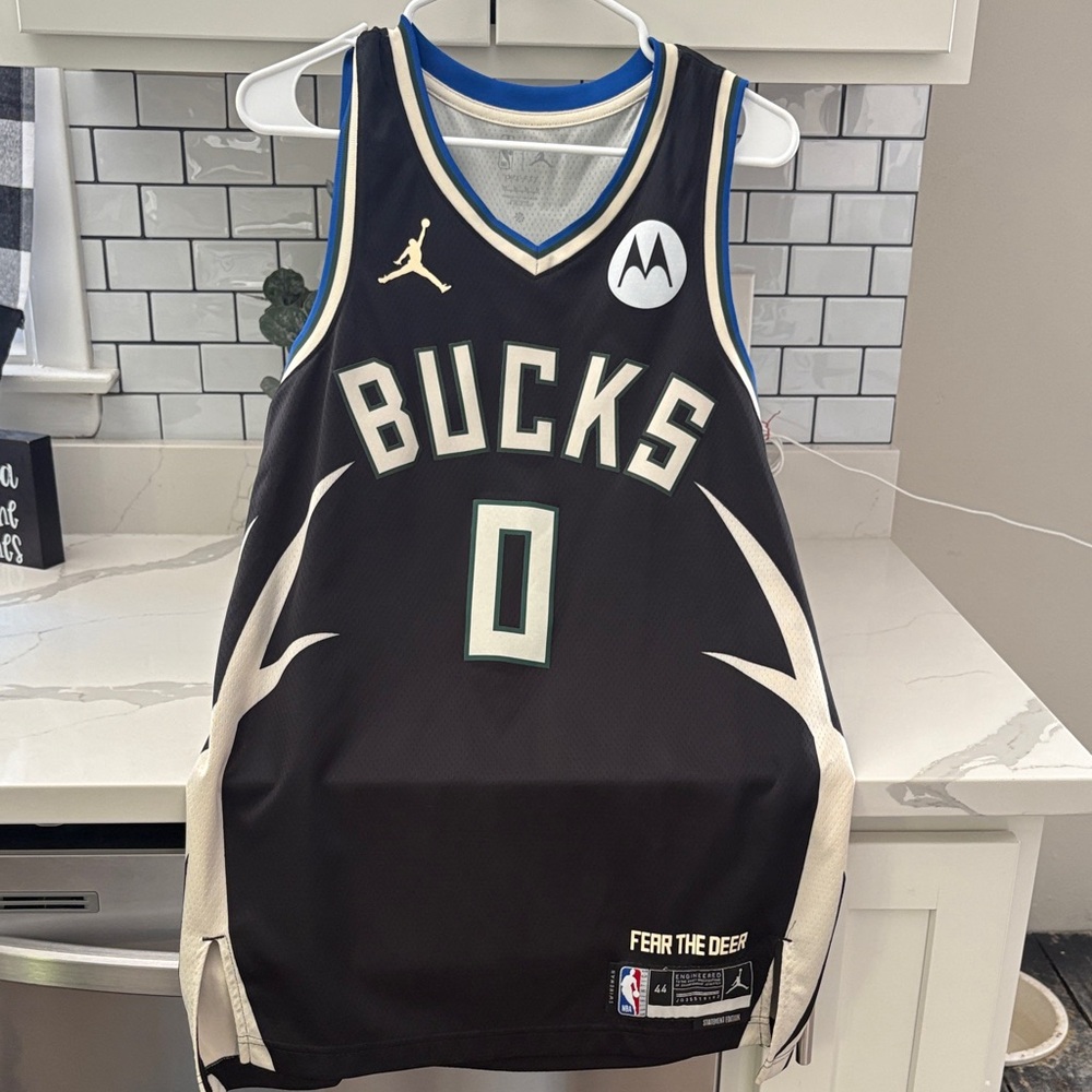 Damian lillard black jersey
